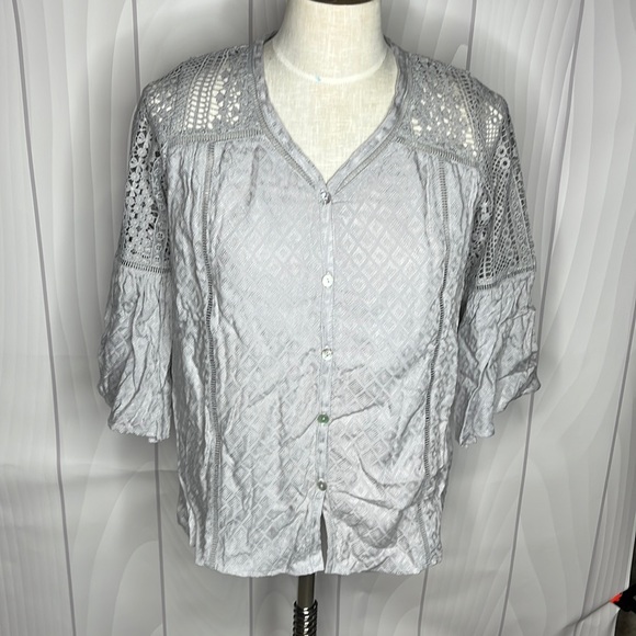 Gorgeous in gray - Picture 1 of 4